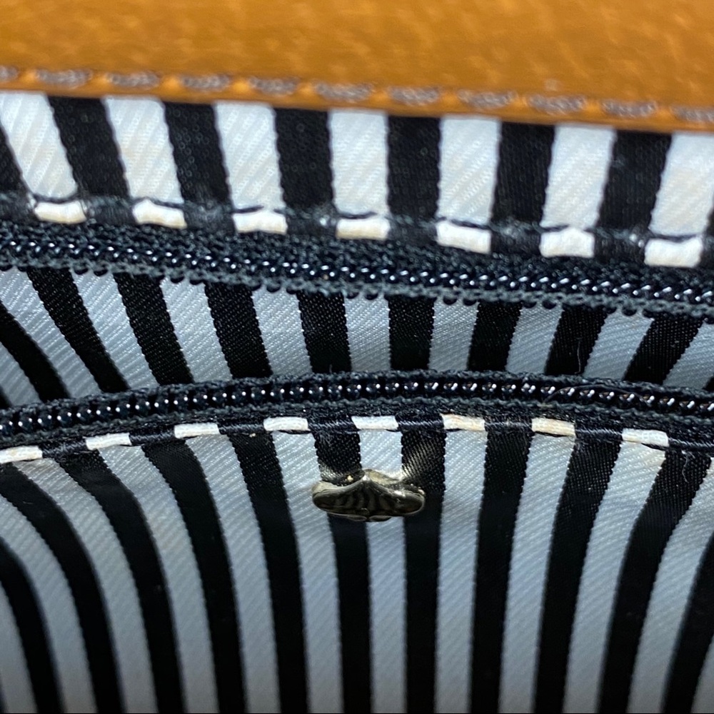 SOLD*** KATE SPADE Thompson Street Sam Satchel - Picture 3 of 16